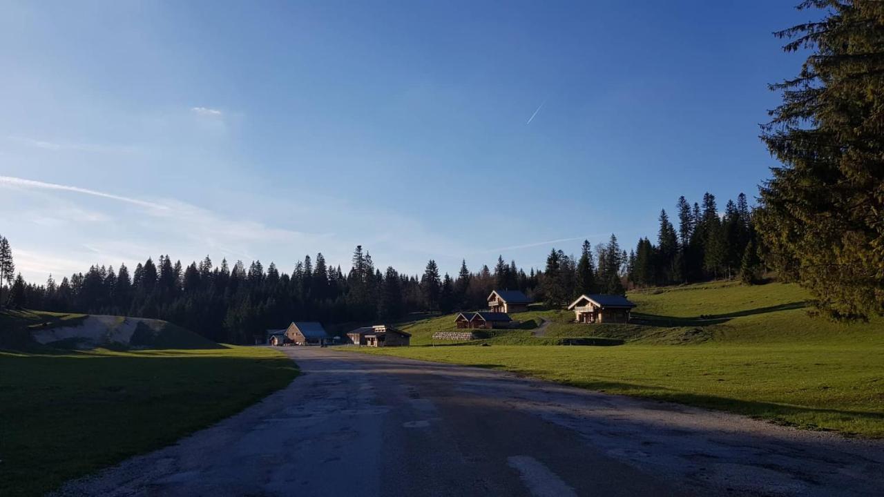 Chez Liadet Hotell Mouthe Exteriör bild